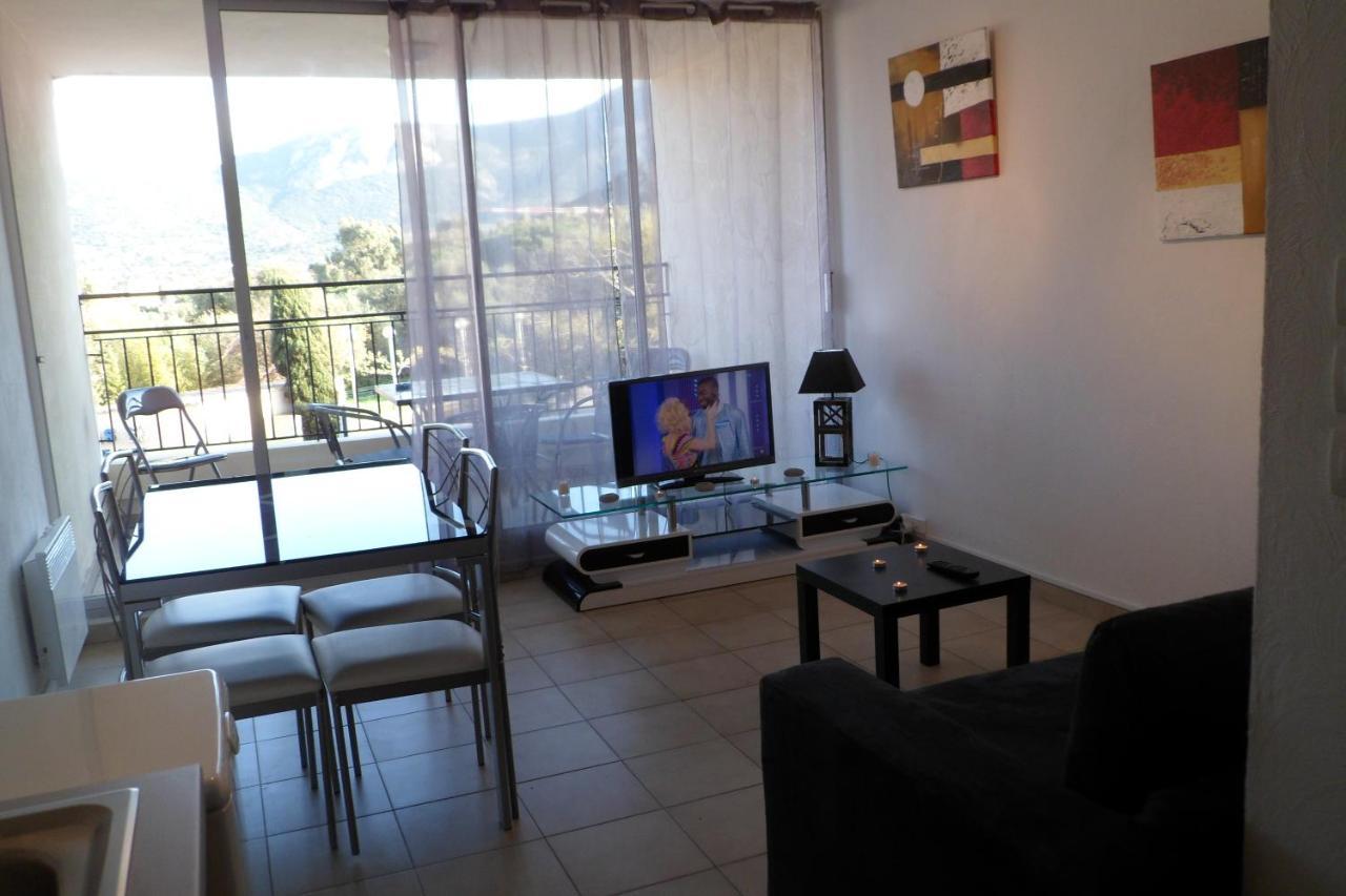 Appartement Vue Mer Et Montagne Calvi  Exterior photo